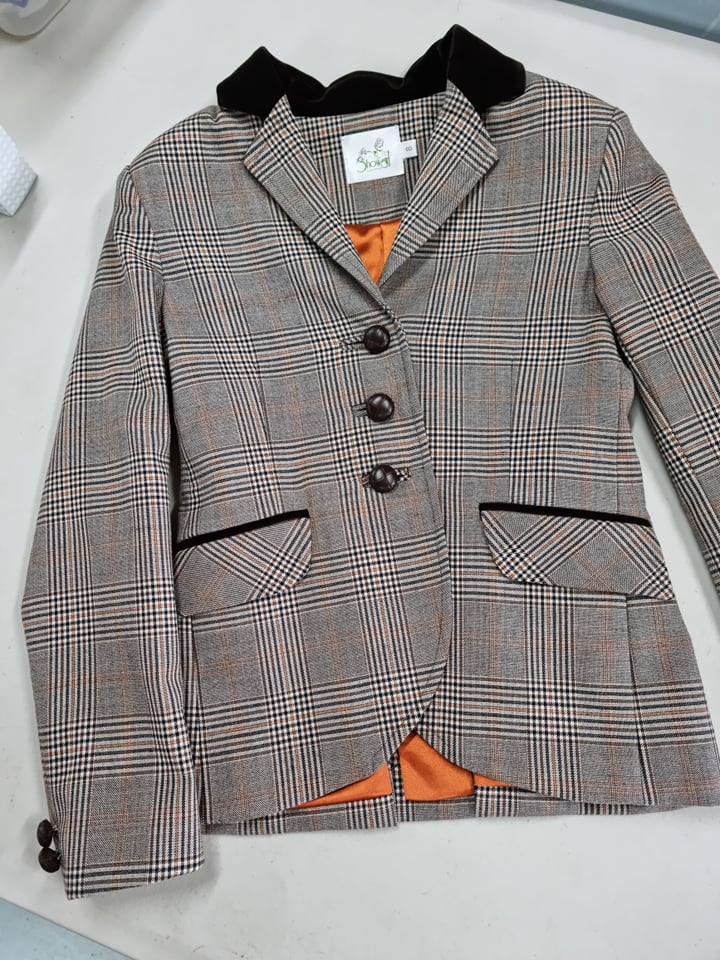 Showgirl Equestrian Orange Tweed Jacket Childs Size8