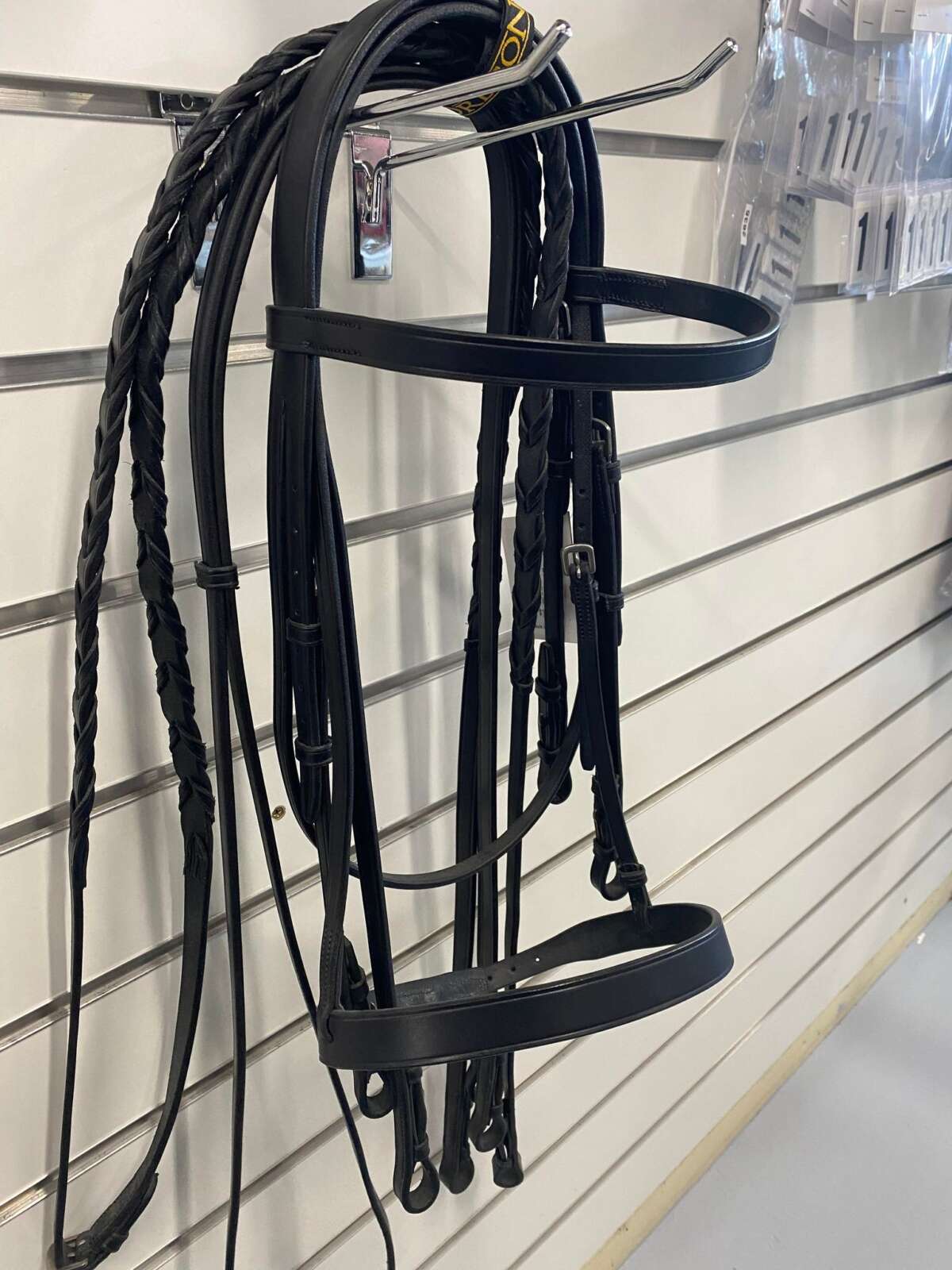 Oregon Weymouth Show Bridle – Full Black