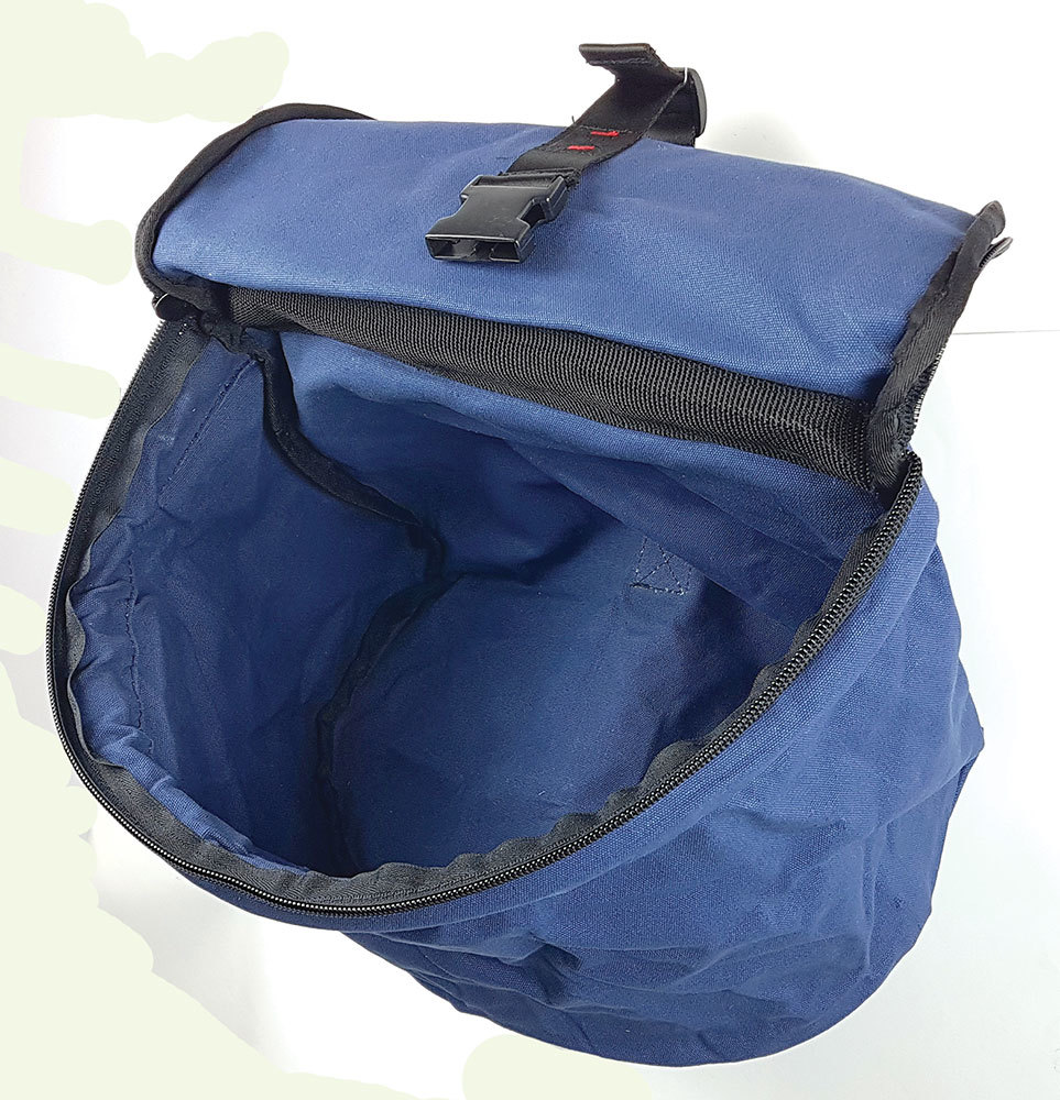 Collapsible Feed Bag